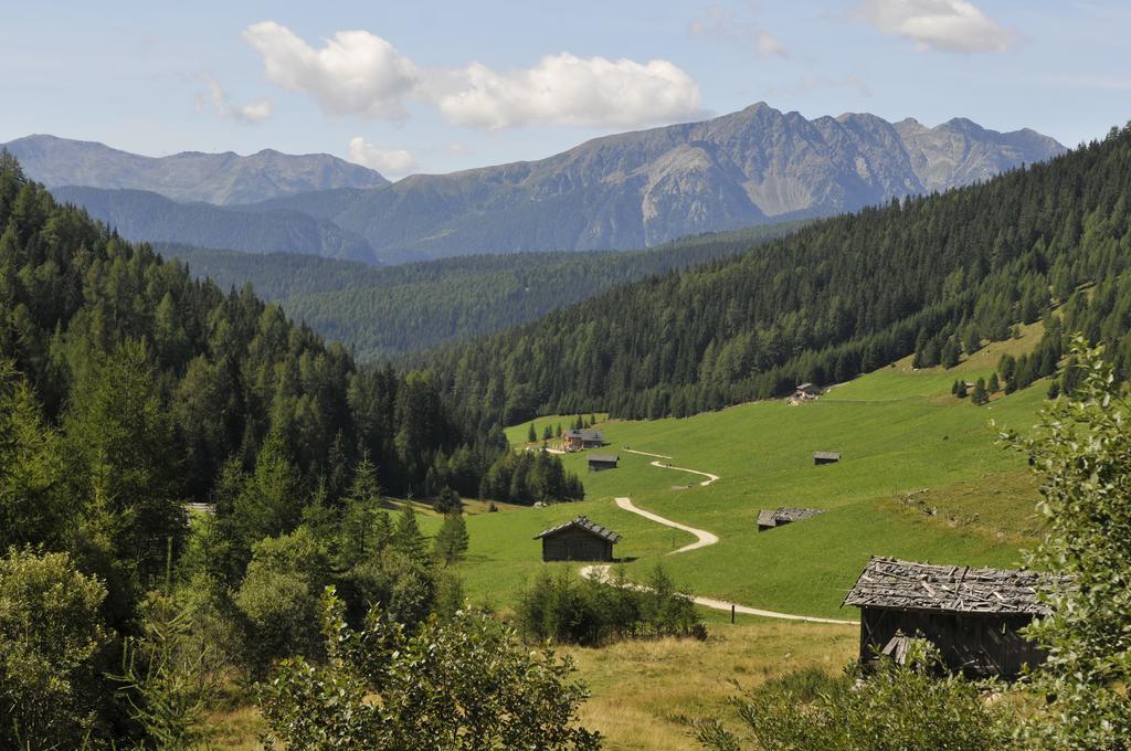 Schupfe- Direkt Neben Der Kabinenbahn Gitschberg Jochtal Meransen Exteriör bild